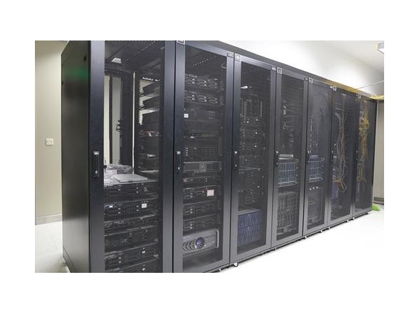 這套智能機(jī)房環(huán)控系統(tǒng)設(shè)備配置方案，提高運(yùn)維效率